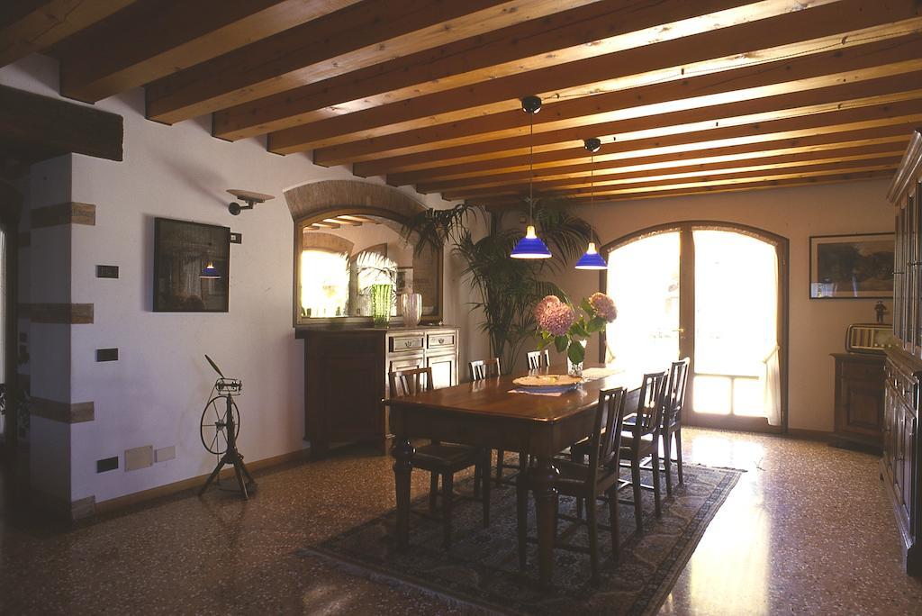 Bed and Breakfast Col Delle Rane Caerano Di San Marco Экстерьер фото